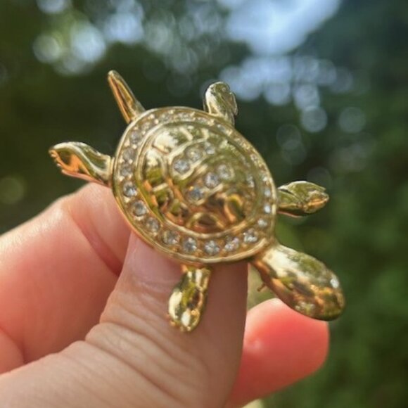 SWAROVSKI Crystal Gold Tone TURTLE BROOCH - Picture 2 of 10